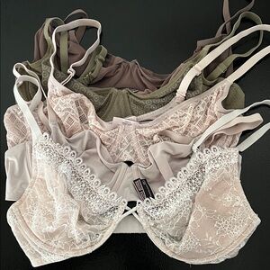 Victoria’s Secret Elegant Lace Women's Bra Set - Cream and Green